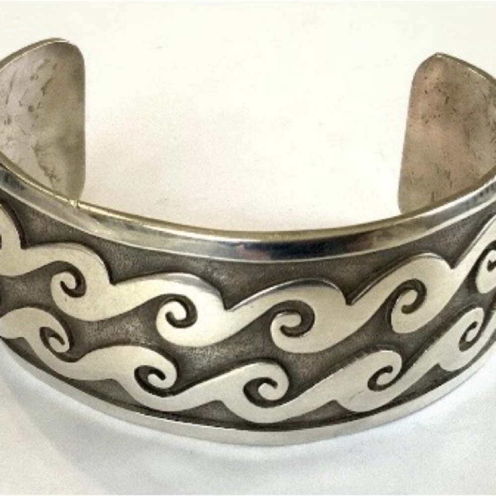 Silver Wave Pattern Cuff Bracelet With Matching R… - image 1